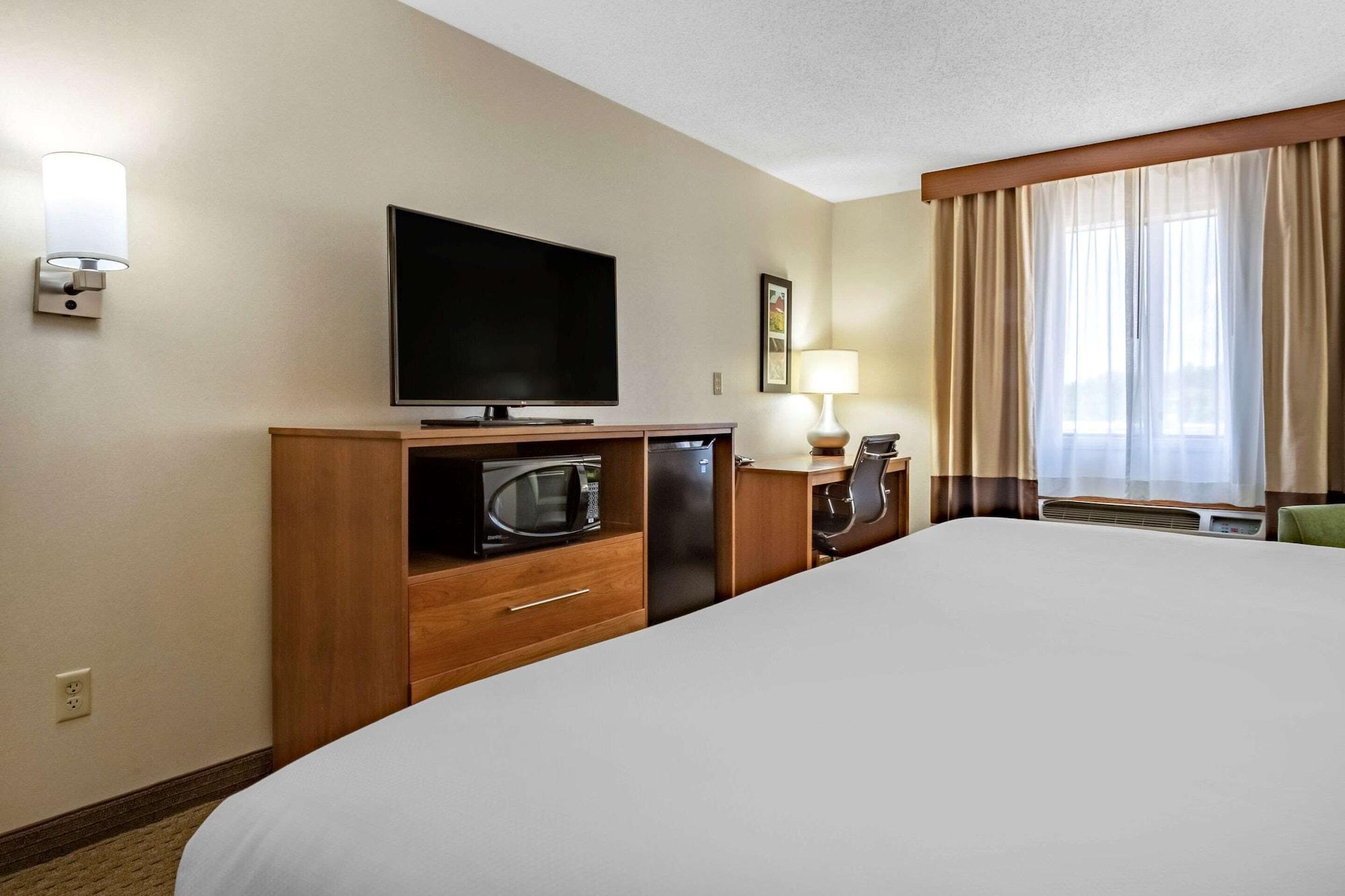 Comfort Inn Millersburg Eksteriør bilde